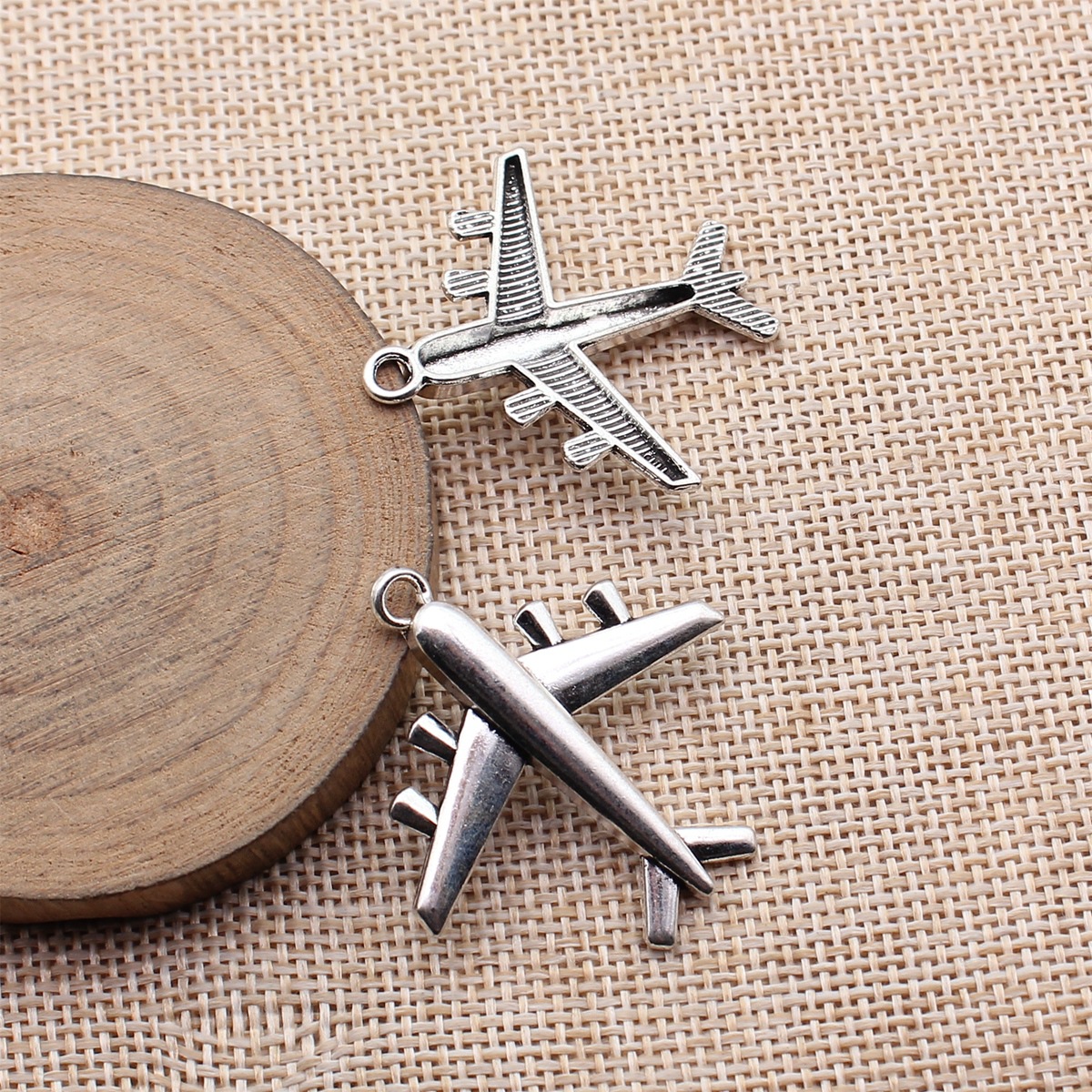 Aircraft Charm Airplane Pendan – Vintage Fashion Collection Bewertung und Preis