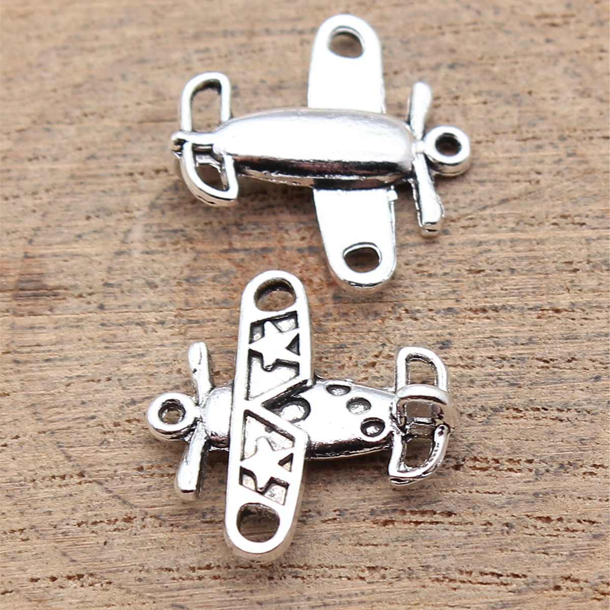 Aircraft Charm Airplane Pendan – Vintage Fashion Collection Bewertung und Preis