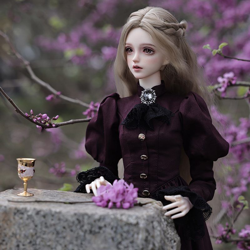 Elina BJD Doll 1/3  Beautiful  – Vintage Fashion Collection Bewertung und Preis