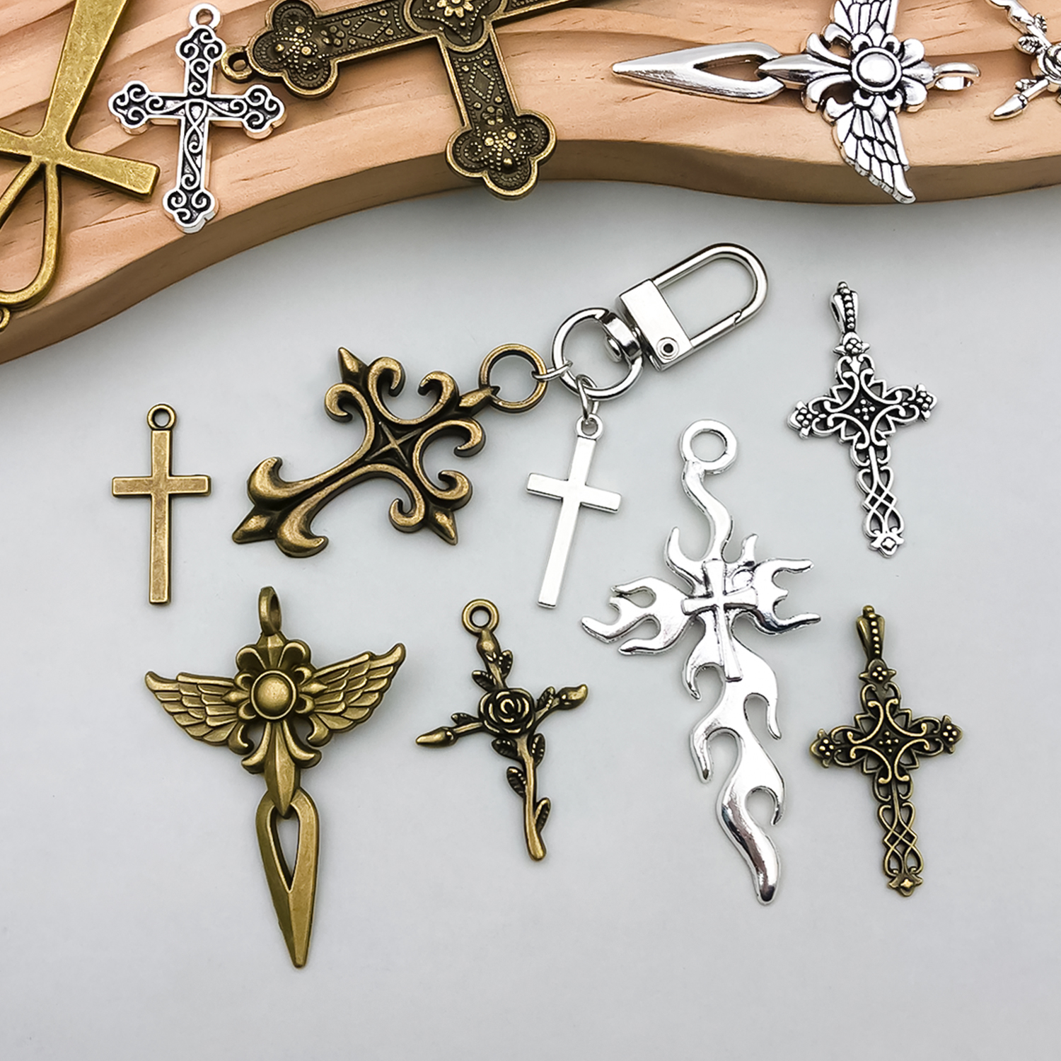 Cross-border Hot-Selling Cross – Vintage Fashion Earrings Bewertung und Preis