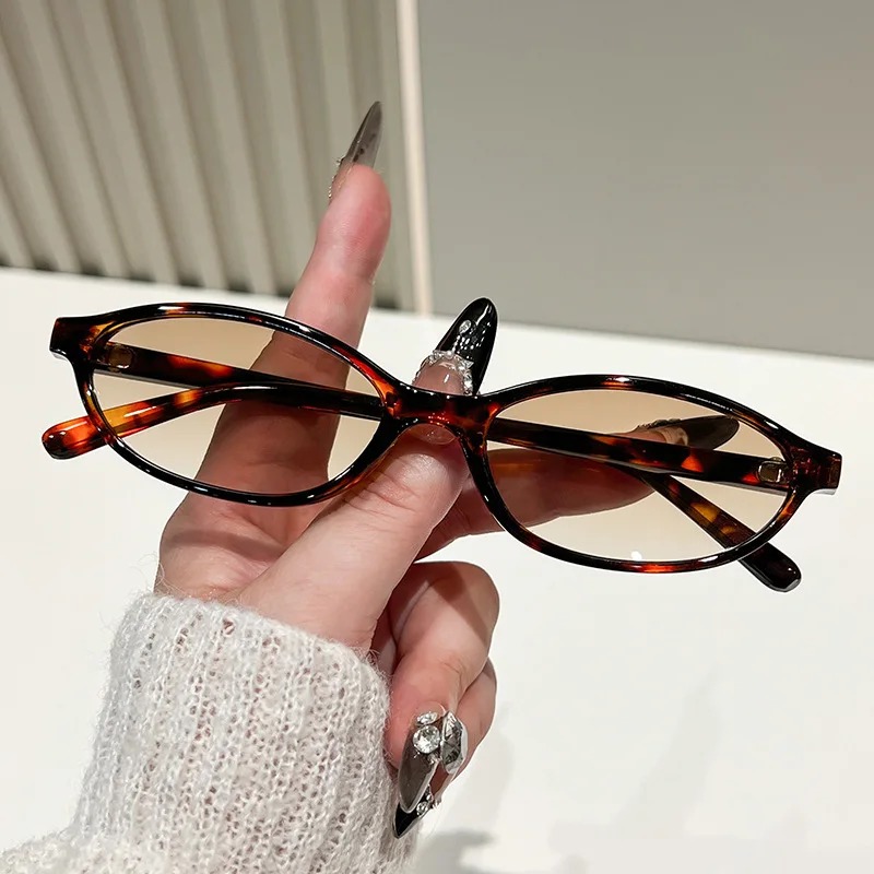 Small Oval Leopard Gradient Su – Vintage Fashion Y2K Bewertung und Preis