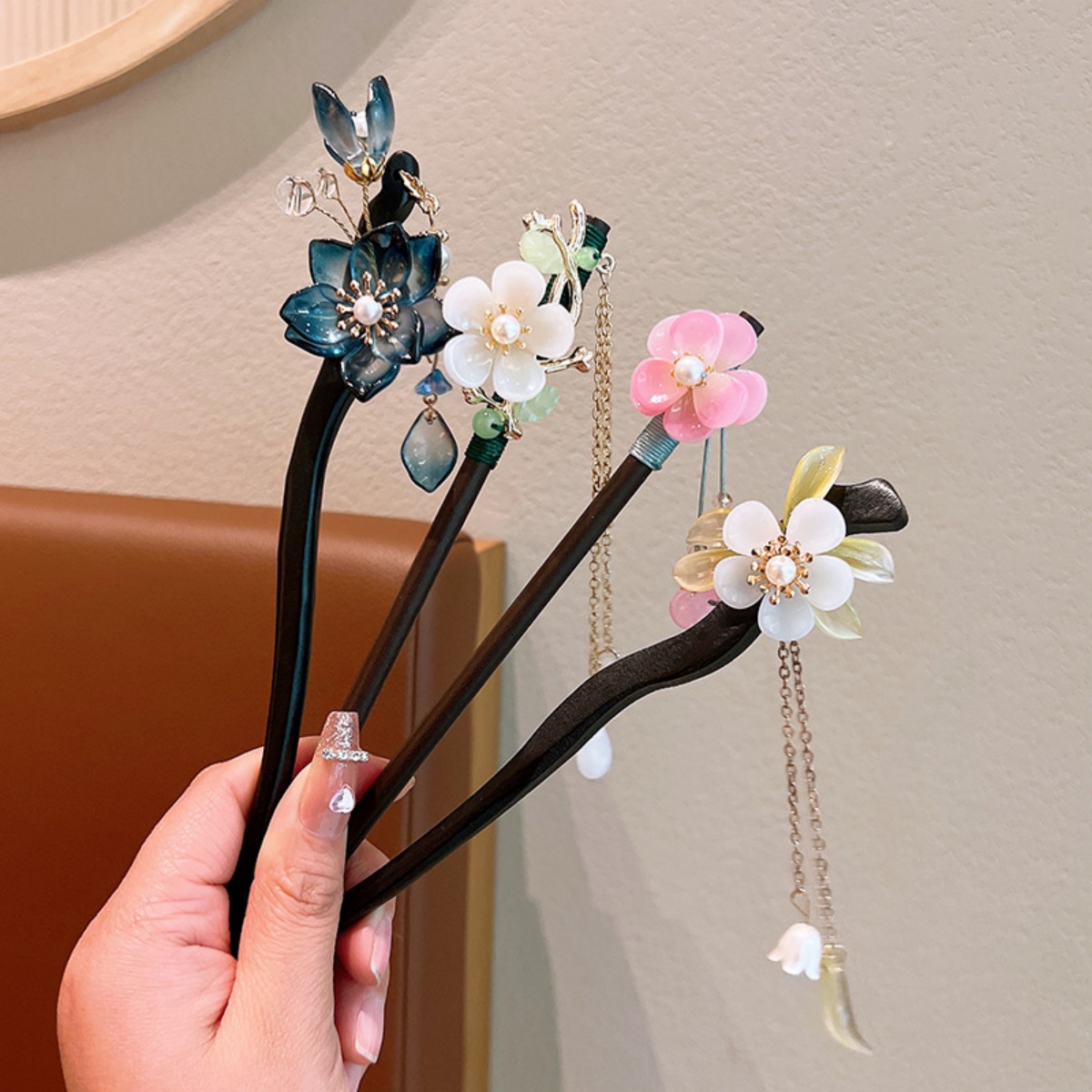 Exquisite Flower Tassel Wooden – Vintage Fashion Shop Bewertung und Preis